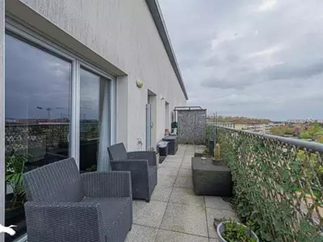 Toulouse 31200 Achat / Vente appartement 4 pièces t4 au dernier étage parking