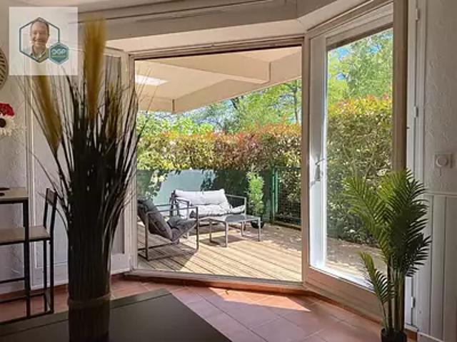 Toulouse 31200 Achat / Vente appartement 2 pièces t2 terrasse parking