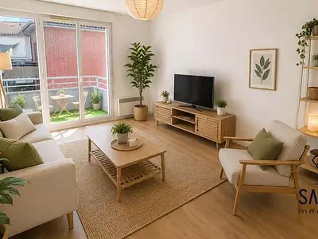 Toulouse 31200 Achat / Vente appartement 2 pièces t2 au dernier étage parking