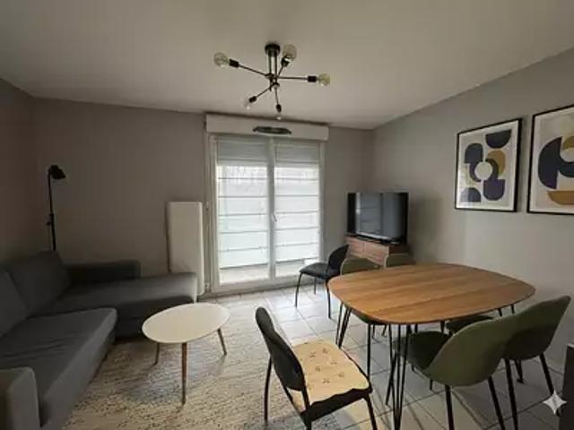 Toulouse 31200 Achat / Vente appartement 3 pièces t3 au dernier étage piscine