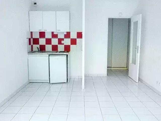 Toulouse 31200 Location appartement 1 pièce t1 terrasse parking