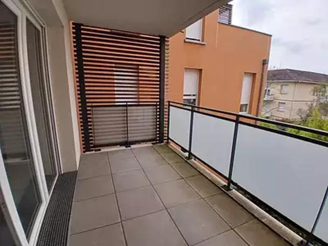 Toulouse 31200 Location appartement 3 pièces t3 balcon