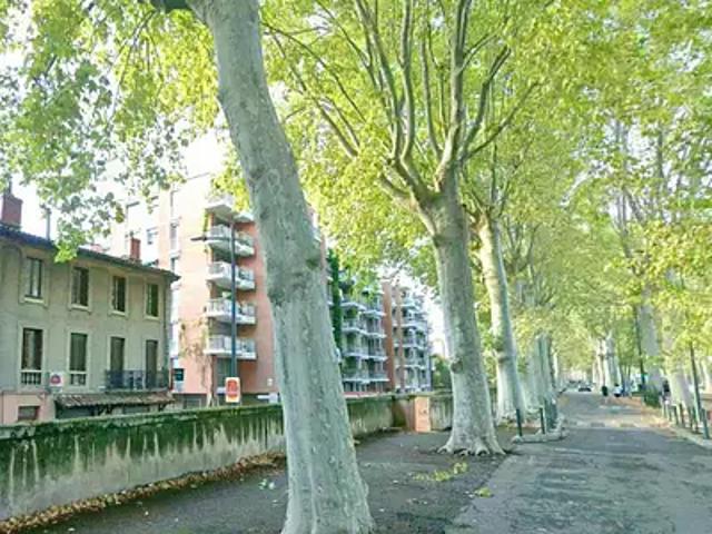 Toulouse 31300 Achat / Vente appartement 2 pièces t2 au dernier étage cave