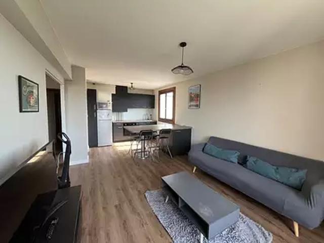 Toulouse 31300 Location appartement 2 pièces t2 au dernier étage parking