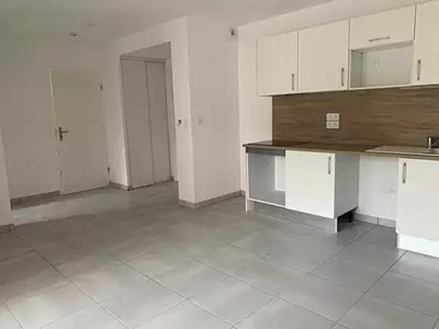 Toulouse 31300 Location appartement 2 pièces t2 parking