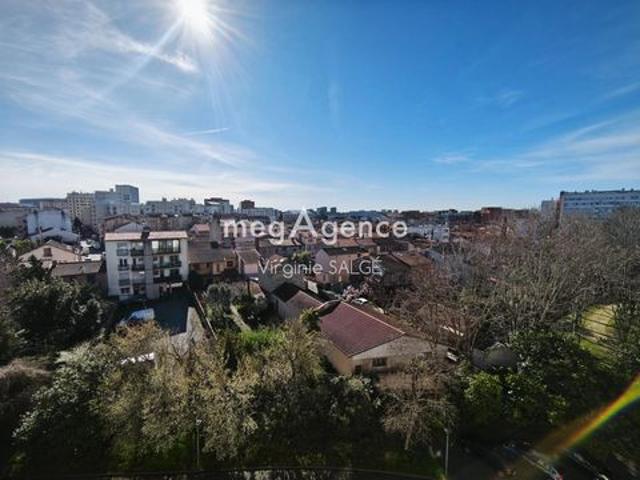 TOULOUSE 31300 ST CYPRIEN T2 DE 54M² AVEC PLACE DE PARKING ET CAVE