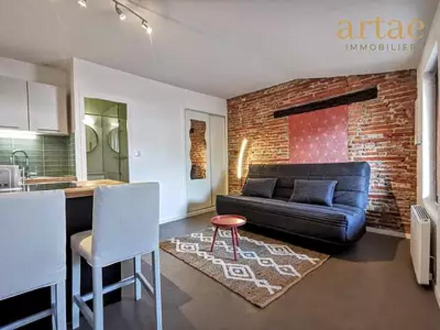 Toulouse 31400 Location appartement 1 pièce t1 au dernier étage