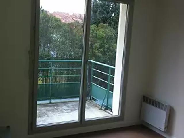 Toulouse 31400 Location appartement 1 pièce t1 parking