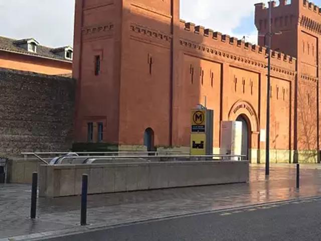 Toulouse 31400 Location divers