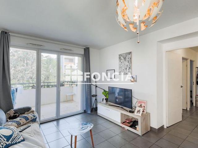 Toulouse t3 + parking sous sol 130 000 vendu libre
