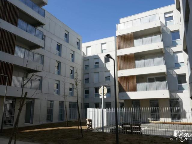TOULOUSE T4 94 M2 en RDJ AVEC GARAGE