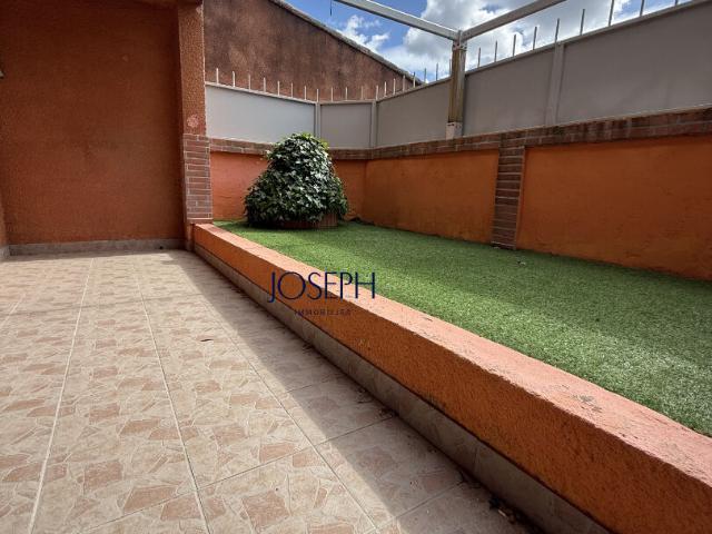 TOULOUSE ARENES SUPERBE T3 TRAVERSANT AVEC TERRASSE DE 18 m2 CLIMATISE CALME ABSOLU