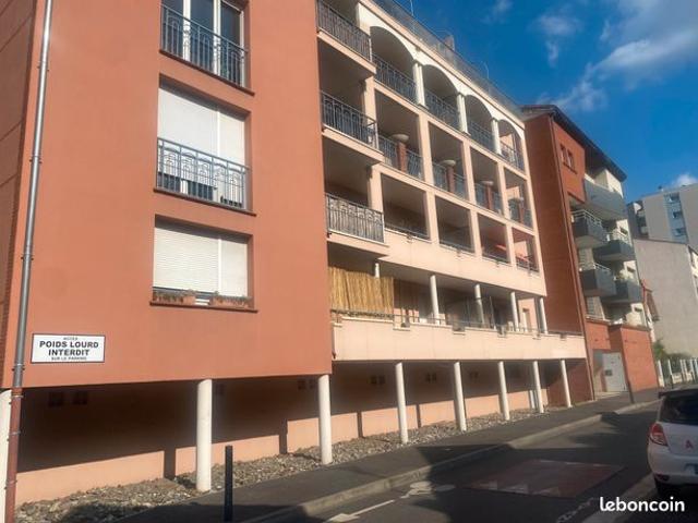 Toulouse Compans caffareli Appartement T3 de 75 m² avec terrasse et parking
