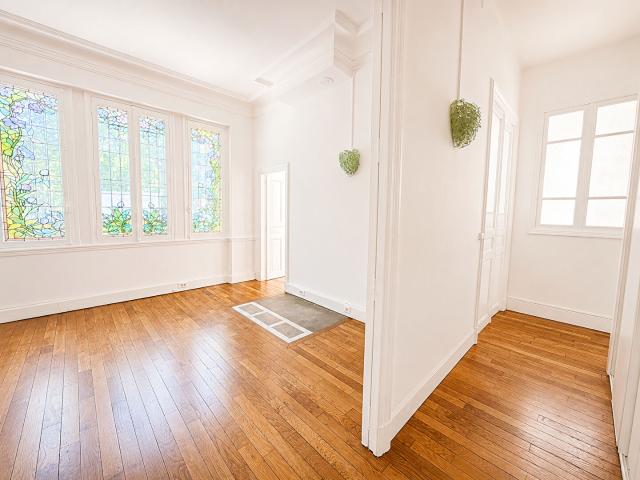 TOULOUSE Les Chalets Bureaux de 95.4m2 avec cave et terrasse de 20.3 m2