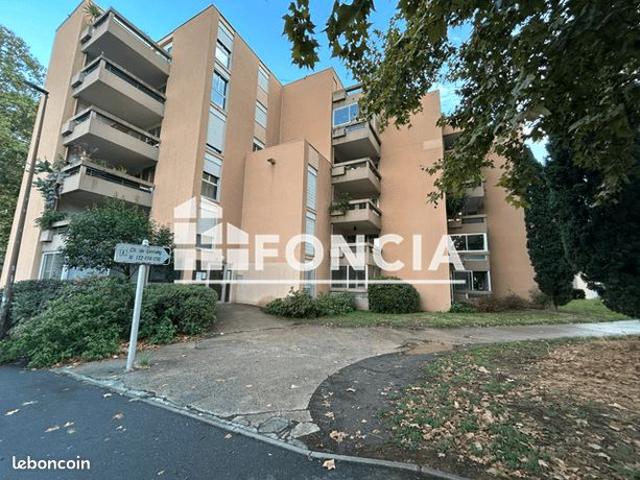 TOULOUSE MIRAIL UNIVERSITE: Grand 2 pièces de 55 m2
