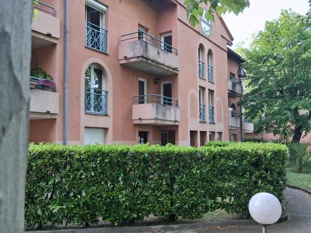 TOULOUSE quartier de la Cepiere Appartement T2 terrasse et parking