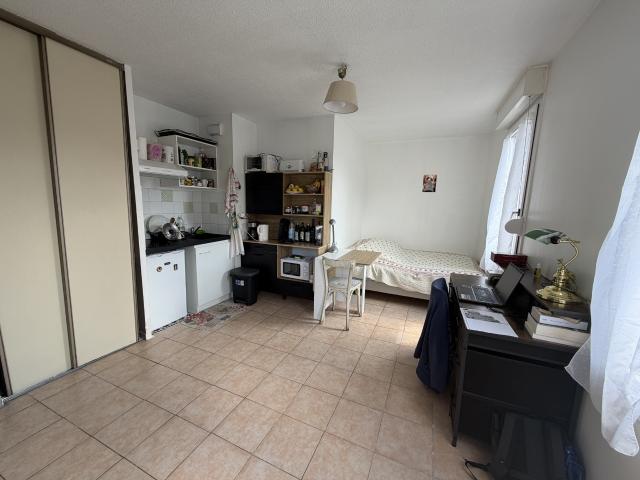 Toulouse, Quartier Lardenne,T1 de 23m2 avec parking et balcon