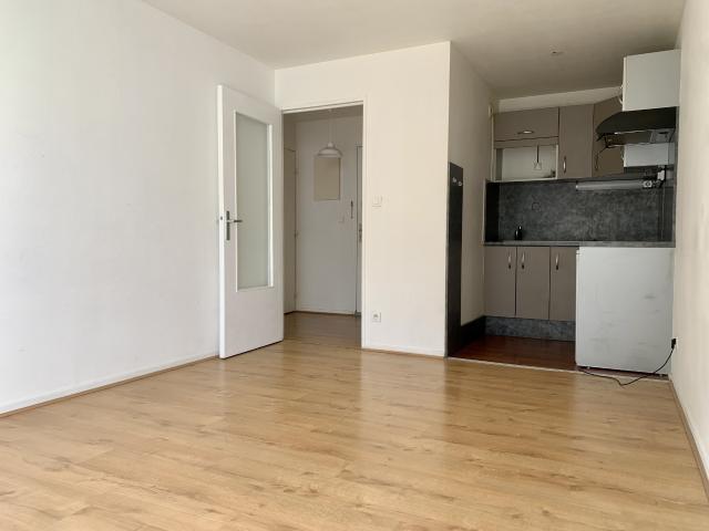 Toulouse, Quartier Patte d'oie Saint Cyprien, T 2 de 32 m2 avec parking