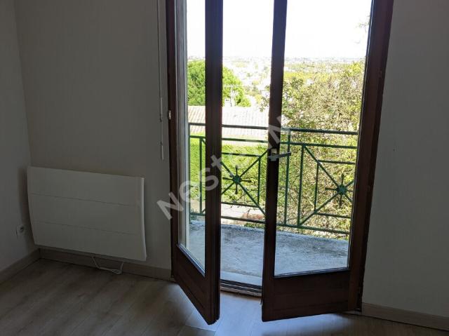 Toulouse Rangueil 31400 appartement T1 meublé de 30.14 m2 balcon parking