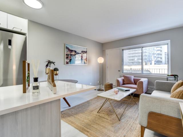Tour d&apos Auteuil 2 Bedroom, 1 Bathroom [object Promise] for Rent