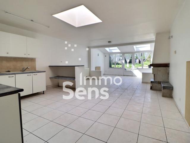 TOURCOING Maison 4 chambres 165m2 Jardin de 310m2