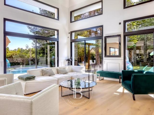 TOURGEVILLE 5 chambres Hameau privé piscine 257m² Vauville