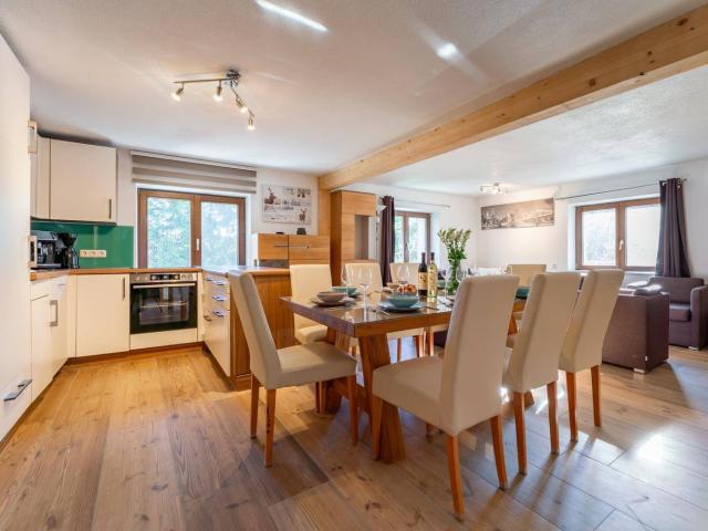 Touristische Vermietung und Hauptwohnsitz möglich Apartment mit großer Terrasse in Niedernsill