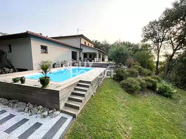 Tournefeuille 31170 Location maison 8 pièces t8 au dernier étage piscine