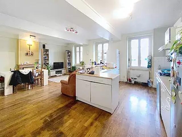 Tournus 71700 Achat / Vente appartement 5 pièces t5 au dernier étage cave
