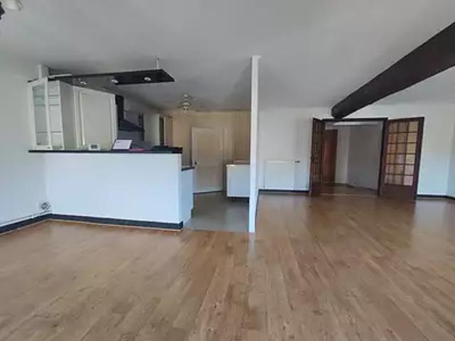 Tournus 71700 Location appartement 4 pièces t4 au dernier étage