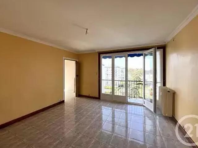 Tours 37000, 37100, 37200 Achat / Vente appartement 4 pièces t4
