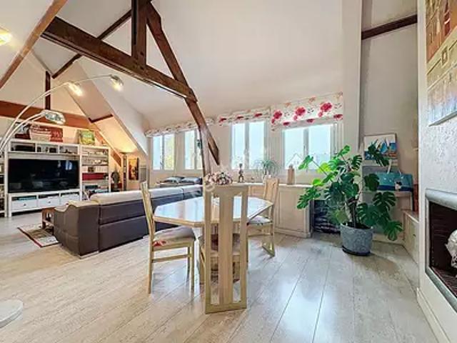 Tours 37000 Achat / Vente appartement 5 pièces t5 au dernier étage cave