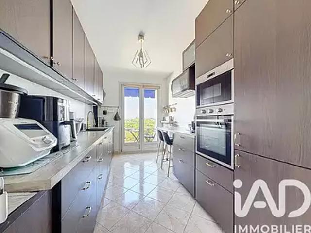 Tours 37000 Achat / Vente appartement 5 pièces t5 au dernier étage parking