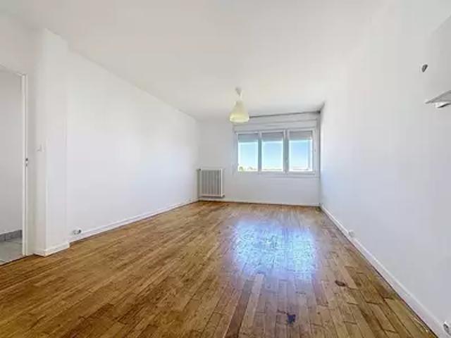 Tours 37000 Achat / Vente appartement 3 pièces t3 au dernier étage cave