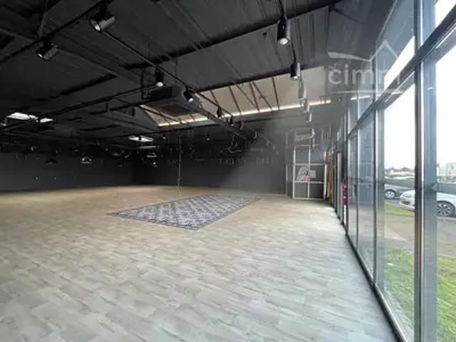 Tours 37000 Achat / Vente divers