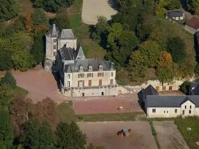 Tours 37000 Achat / Vente divers 30 pièces