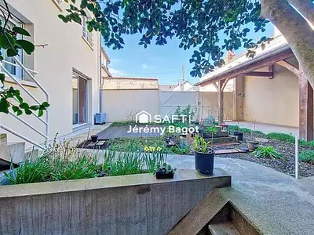 Tours 37000 Achat / Vente maison 7 pièces t7 parking