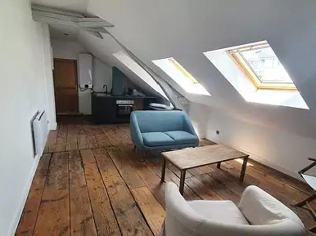 Tours 37000 Location appartement 2 pièces t2 au dernier étage