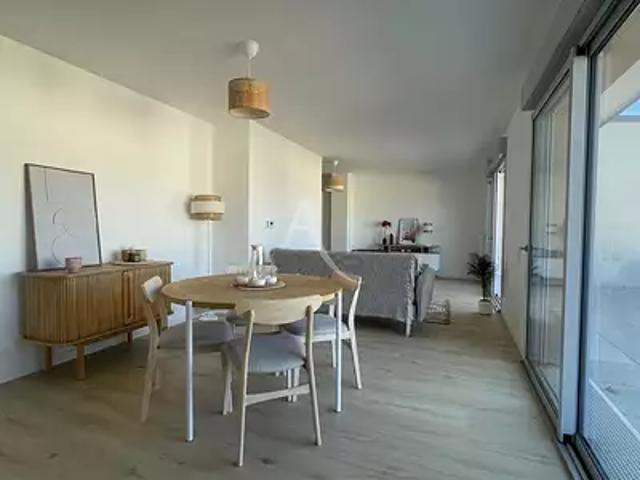 Tours 37100 Achat / Vente appartement 4 pièces t4 au dernier étage terrasse
