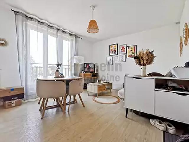 Tours 37100 Achat / Vente appartement 1 pièce t1 au dernier étage