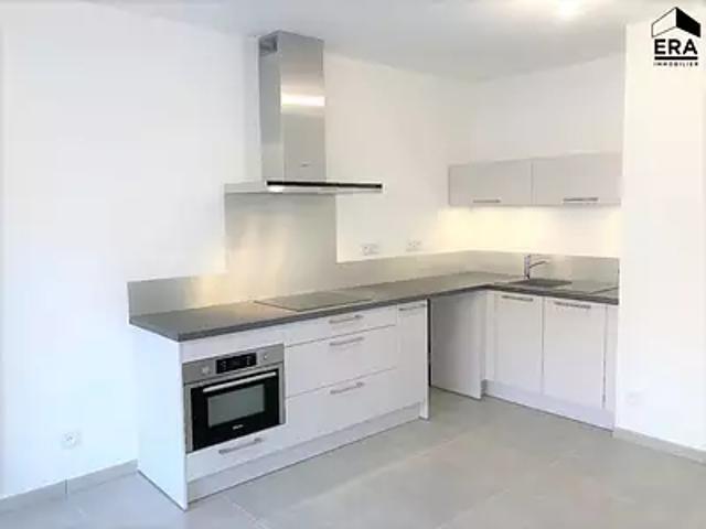 Tours 37100 Location appartement 2 pièces t2 au dernier étage parking