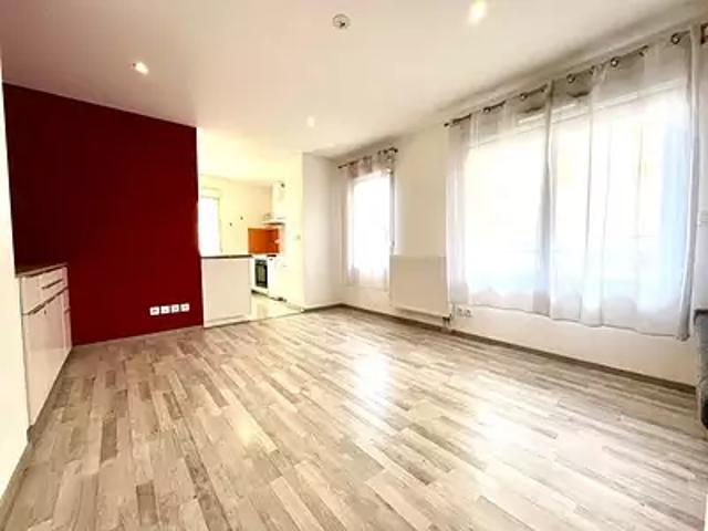 Tours 37100 Location appartement 2 pièces t2 parking
