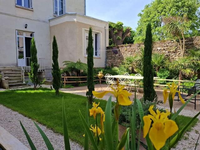 Tours centre 37000 Maison 262 M2 5/6 Chambres 11 Pie. 262m² Tours