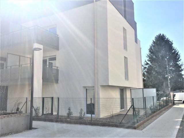 Tours Location Appartement 37