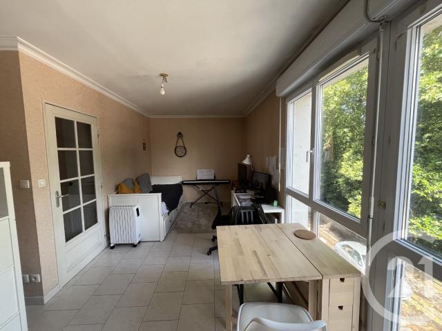 Tours Location Appartement 37
