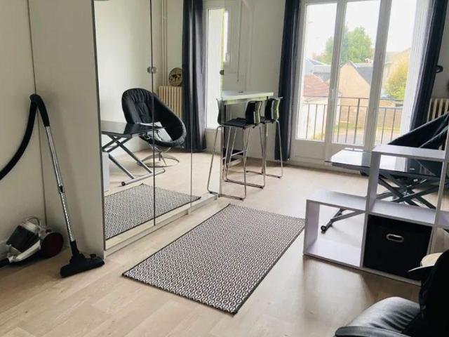 Tours Location Appartement 37