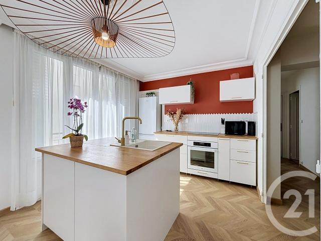 Tours Location Appartement 37