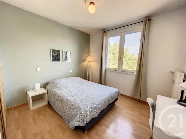 Tours Location Appartement 37