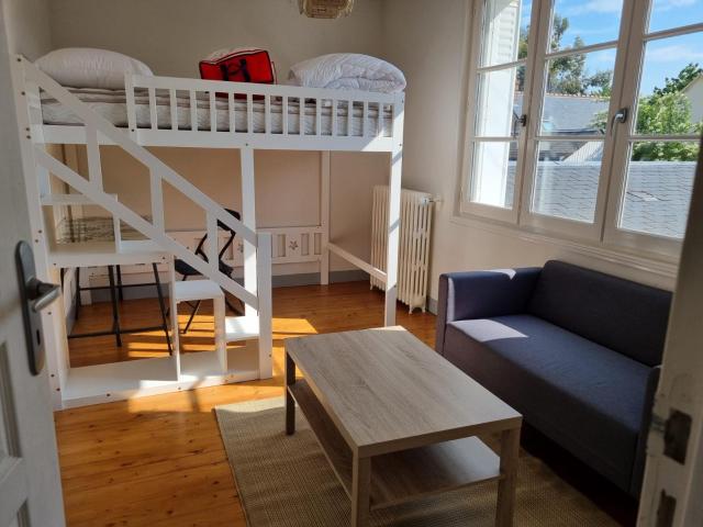 Tours Location Appartement 37