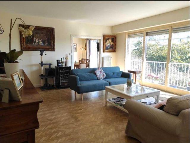 Tours Location Appartement 37